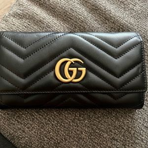 Gucci stitched wallet/ open to offers